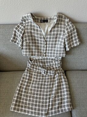 Zara Gray and White Houndstooth Tweed Dress